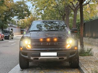Ford F150 Raptor v8 400CV