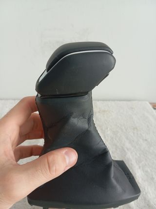 Pomo cambio Toyota RAV4 XA50