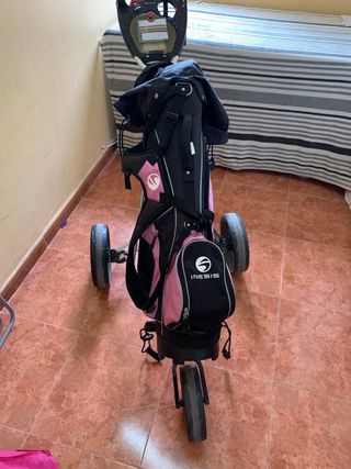 Juego de golf Wilson + carro Inesis