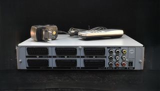 Matriz con 6 euro conector/RCA