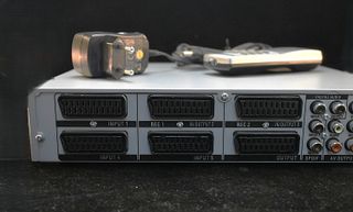 Matriz con 6 euro conector/RCA