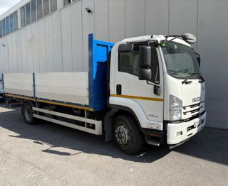 Camión Isuzu F14