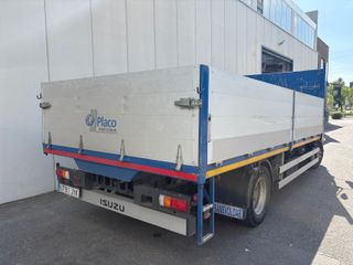 Camión Isuzu F14