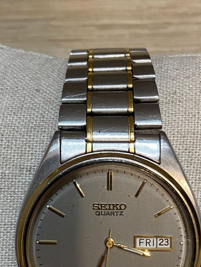 Seiko quartz 5Y23 8A11 vintage 1990