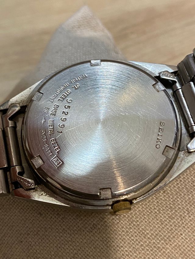 Seiko quartz 5Y23 8A11 vintage 1990
