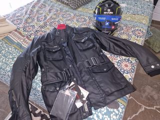 Chaqueta de moto nueva con etiquetas talla M