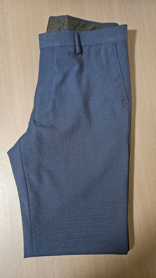 Traje azul marino - chaqueta, pantalón y camisa