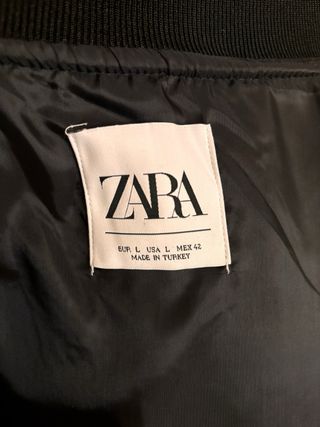 Cazadora bomber Zara; Talla L; a estrenar.
