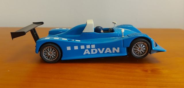 Barqueta Lola B98/10 Advan de Team Slot.