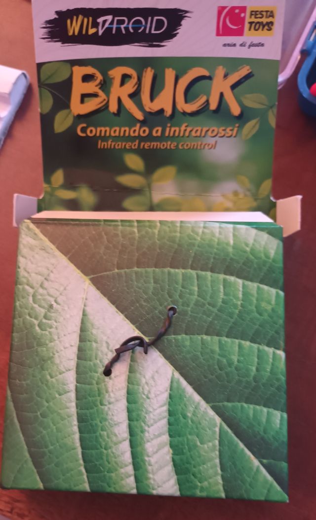 Bruco telecomandato - Giocattolo