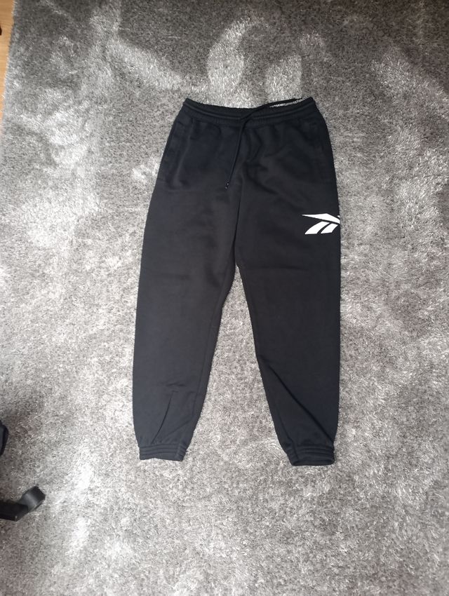 Joggers Negros Reebok