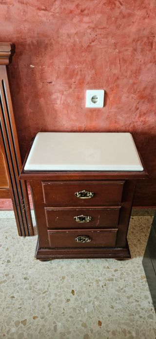 Conjunto cabecero madera cama 135cm + 2 mesitas