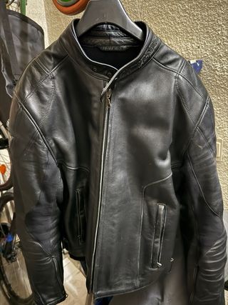 Chaqueta moto cuero dainesse con espaldera origina