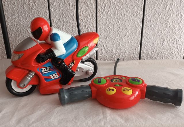 Moto radiocontrol infantil con mando