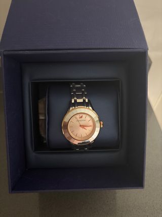Reloj Swarovski rosa y plata