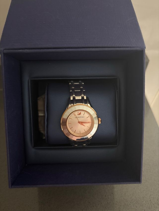 Reloj Swarovski rosa y plata