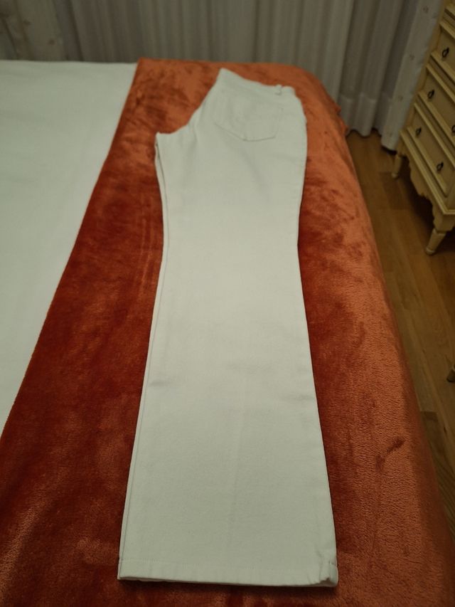 Pantalones Escada blancos, talla 38