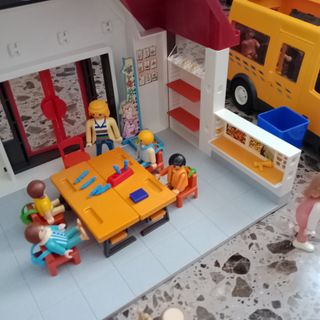 Colegio Playmobil más autobus. Con sus cajas