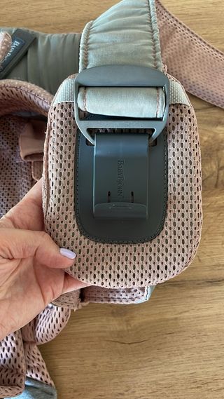 Mochila Portabebés Babybjörn Harmony Rosa