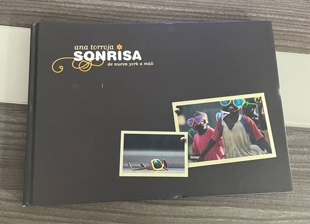 Libro CD Ana Torroja: Sonrisa de Nueva York a Mali