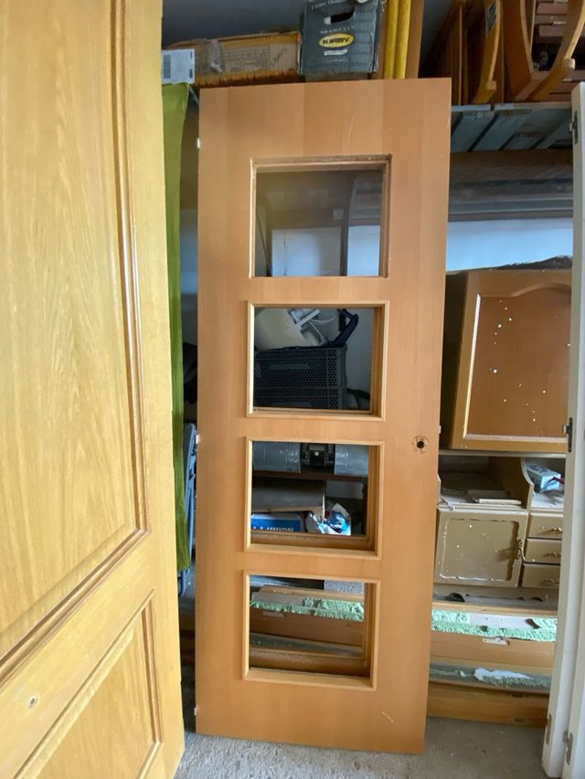 Puerta madera 4 cristales