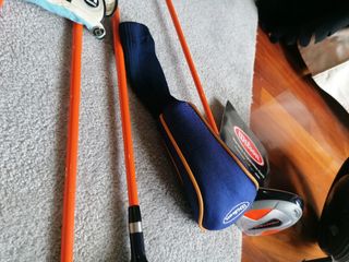 Juego golf infantil Wilson: palos, bolsa y carro