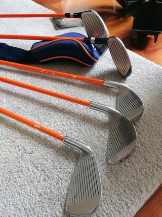 Juego golf infantil Wilson: palos, bolsa y carro