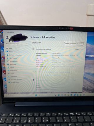 Portatil Lenovo 16"