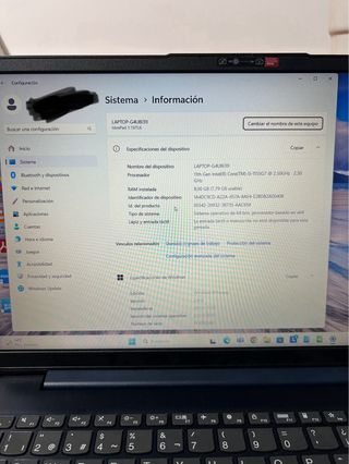Portatil Lenovo 16"