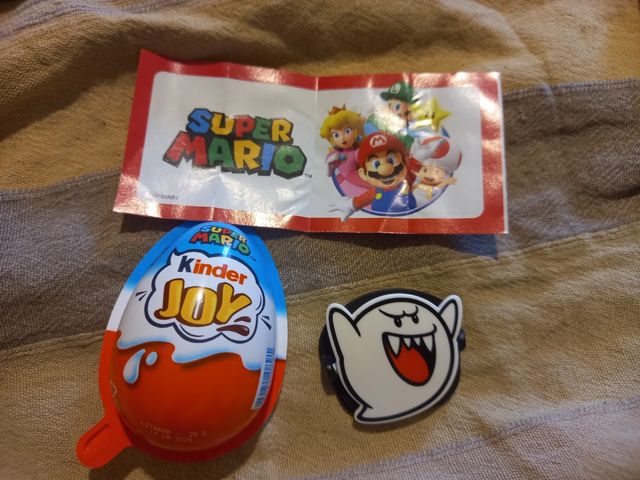 Kinder Joy Super Mario - Boo