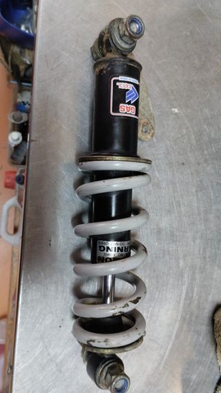 Caballete y Amortiguador Puch Condor