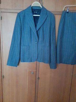 Traje chaqueta Zara gris a rayas lana.