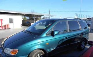 Hyundai Trajet 2001 (por piezas)