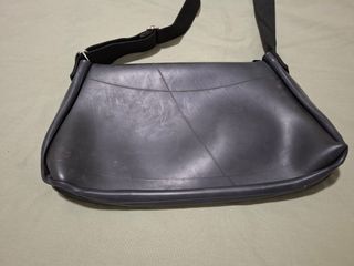 Bolso fabricado con rueda moto - rojo-negro