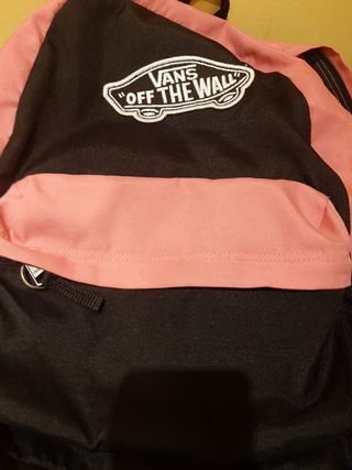 Mochila Vans en tonos rosa y negro
