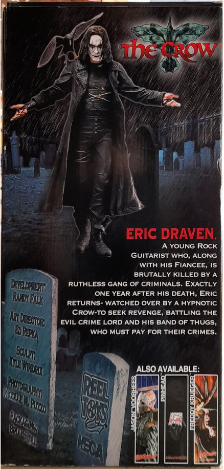 FIGURA DE LA PELÍCULA “EL CUERVO”. AÑO 2004.