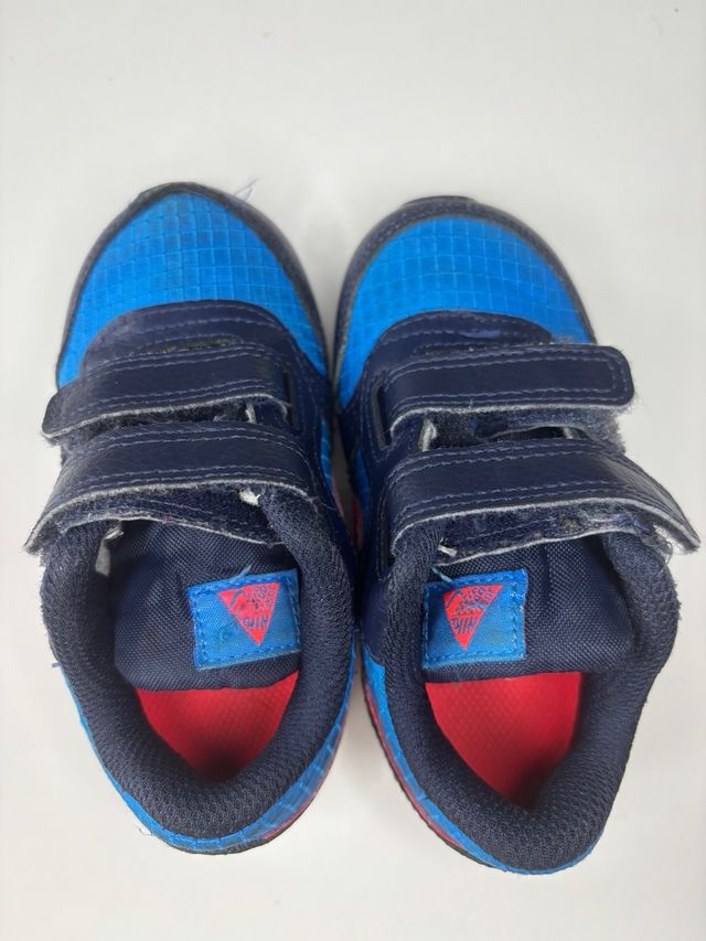 Zapatos Nike niño - talla 22