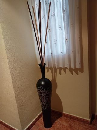 Jarrón negro alto cerámico