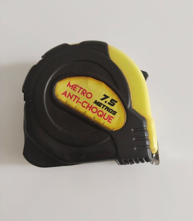 Flessometro antiurto da 7,5 m