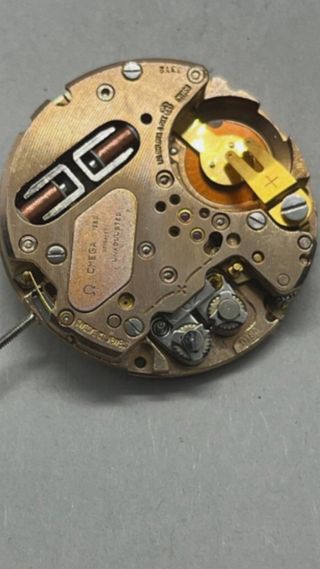 Maquinaria omega calibre 1260 electronico