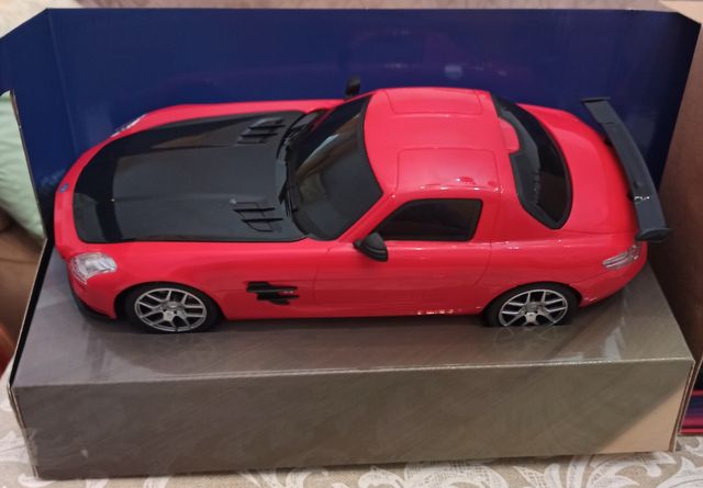 Coche Mercedes teledirigido