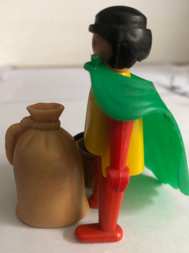 Playmobil mujer con pata de palo
