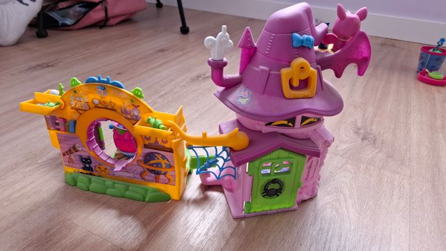 PINYPON CASA ENCANTADA DE LAS BRUJITAS