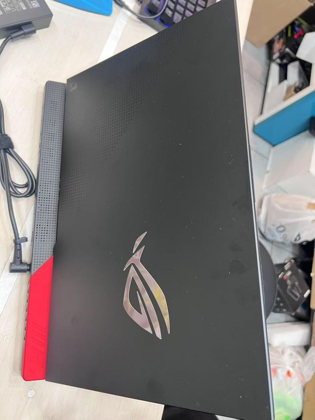 Asus Rog Strix G15 G513QY-HQ008 AMD Ryzen 9 5900HX