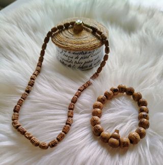 Collar y pulsera 