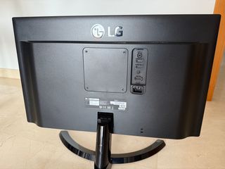 Monitor LG 24" 4k