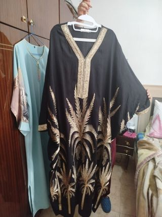 Vestido árabe negro