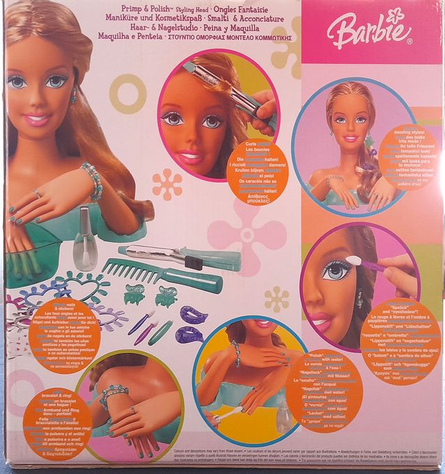 BARBIE, BUSTO "PEINA MAQUILLA". AÑO 2003.