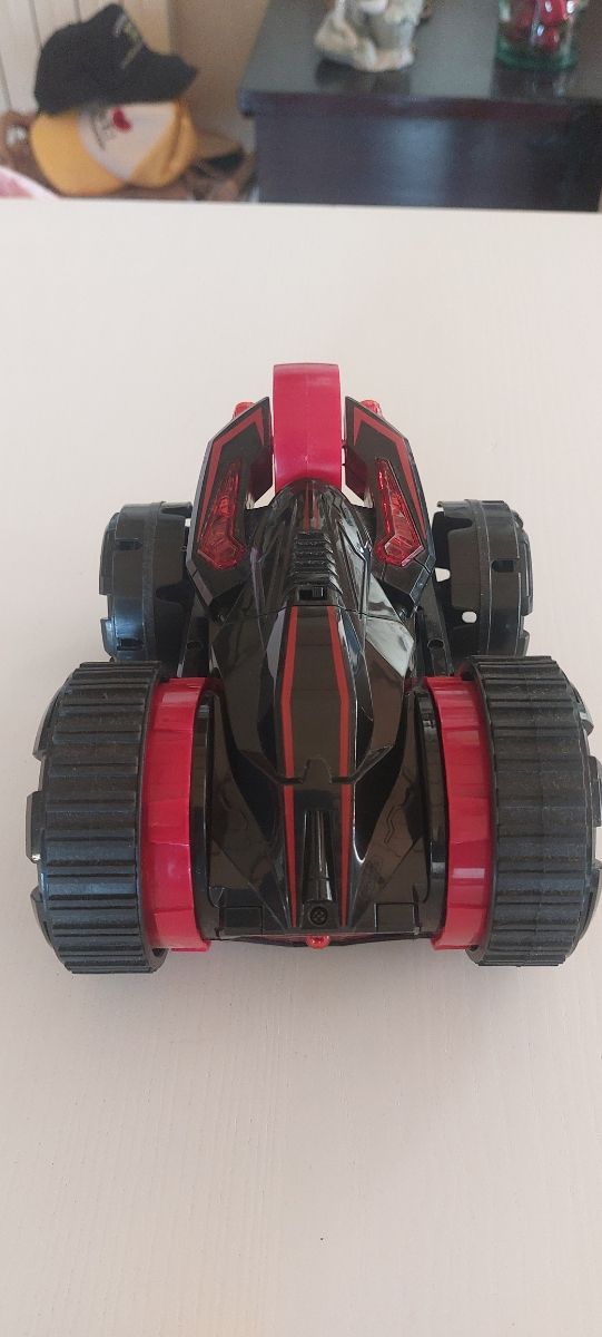 Coche teledirigido todoterreno