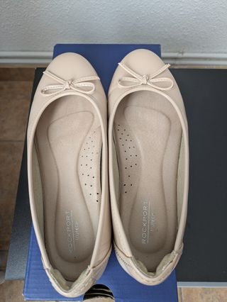Zapato tipo bailarina ergonómico / nude
